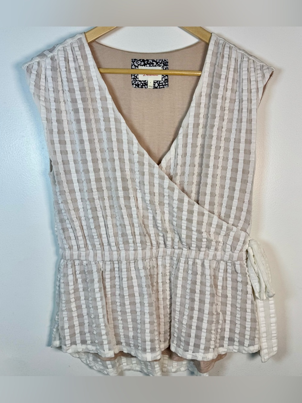 Anthropologie Deletta sleeveless Cream Textured peplum top Women’s Medium Gauzy